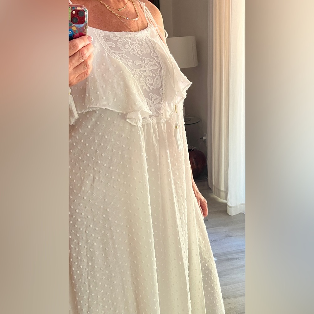 Moon River White Summer Maxi dress size M